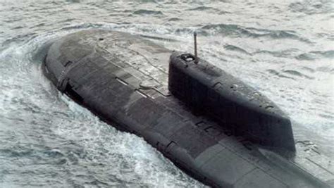 俄国海军基洛级636型潜艇进入黑海__财经头条