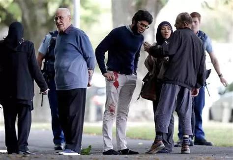 新西兰枪击案已致40人死亡 被定性为恐怖袭击|清真寺|克赖斯特彻奇|新西兰_新浪军事_新浪网
