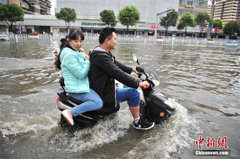 2013年7月19日昆明暴雨，城区大部分被淹 - 曲靖网 - 曲靖门户网 | 滇东都市网