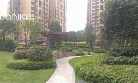 上海UNI-CITY天空之城大区 / LANDAU朗道国际_住宅景观_景观案例_园景人