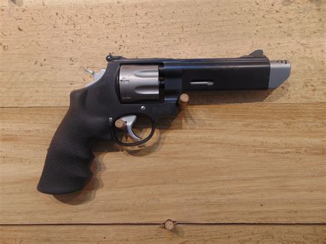 Taurus 627 4" STS matt .357 Magnum - Gunbrokers Berlin