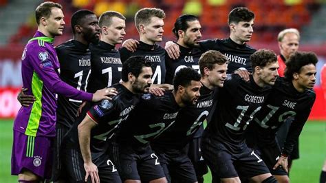 德国队连续三场比赛赛前聚集抗议，对抗卡塔尔世界杯_凤凰网体育_凤凰网