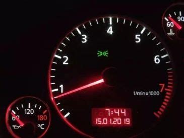 当车辆以120高速运行时，发动机转速正常值是多少？__财经头条