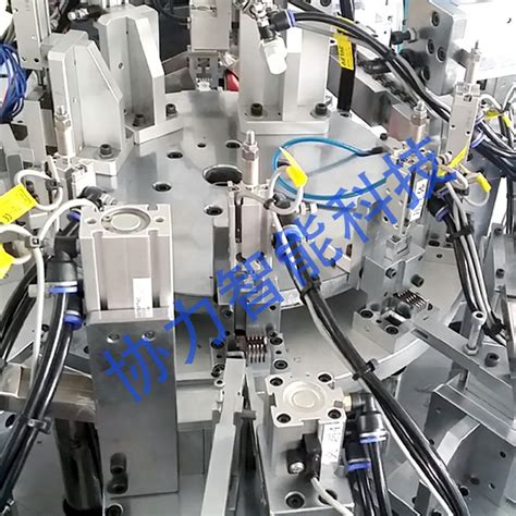 装配设备_非标工厂工业自动化设备_机器人应用_上下料装配检测_桁架|直角座标机械手