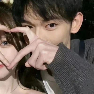 情侣甜美女生头像真人版