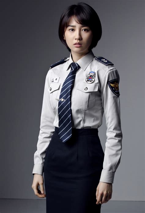 韩国军队女军官制服图片鉴赏_中国制服设计网