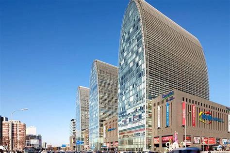 海外消费回流“捧红”高端商场，北京SKP销售额将达175亿元