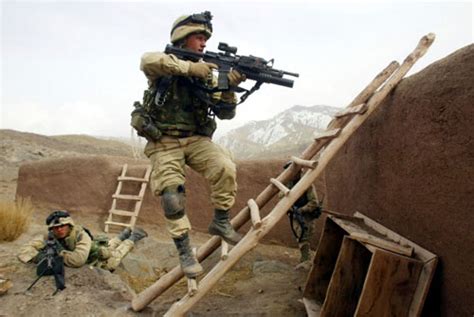 2014美国阿富汗战争电影《克拉高谷\/Korengal》预告片视频_新视网