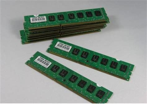 金士顿(Kingston) DDR4 2666 16GB(8G×2)套装 台式机内存条 RGB灯条 骇客神条 Fury雷电系列【图片 价格 ...