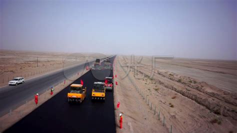【1995年】流动沙漠中修建的世界最长公路全线通车－国务院国有资产监督管理委员会
