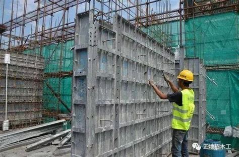 建筑施工安装铝模板多少钱一平方？_铝合金