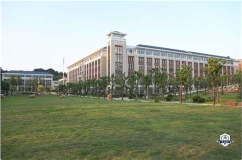 江西轻工业高级技工学校2023年地址在哪里 - 职教网