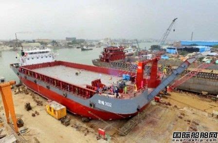 宏鸿船厂一艘4200吨甲板运输船下水 - 在建新船 - 国际船舶网