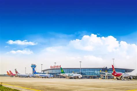 扬州泰州国际机场迎来东航全球首架C919客机_航空要闻_资讯_航空圈