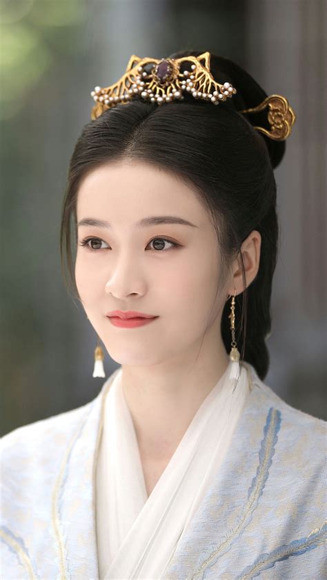 张雪迎图片