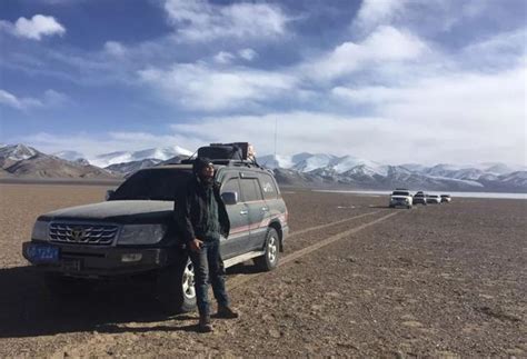 西藏旅游大巴与两车相撞后坠崖 致44人遇难 - 济宁新闻网
