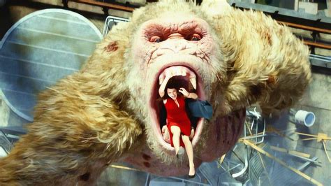狂暴巨兽：大猩猩基因突变，体型迅速增大，一口就将美女吞下去了_电影_高清1080P在线观看平台_腾讯视频