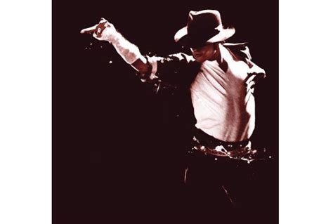 全球十大专辑畅销歌手 迈克尔·杰克逊世界之最_秀站