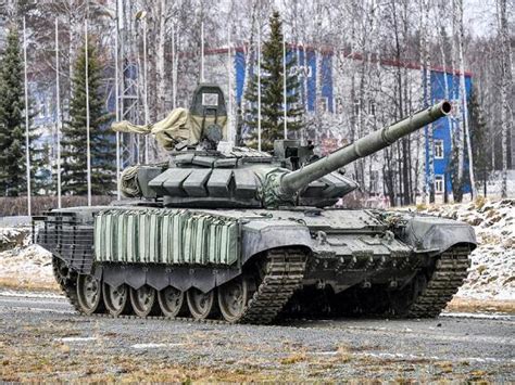 俄媒曝：俄军已接收数百辆先进坦克，性能比乌军坦克更优 主要是T-90M_军事频道_中华网