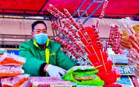 甘肃甘州：年货集市购销旺-人民图片网