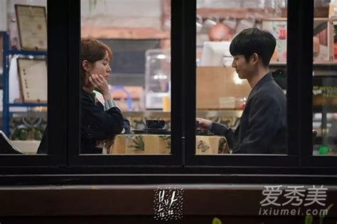 韩剧（春夜），纯情男子陷入邻家姐姐的暧昧情话，无法自拔..._腾讯视频