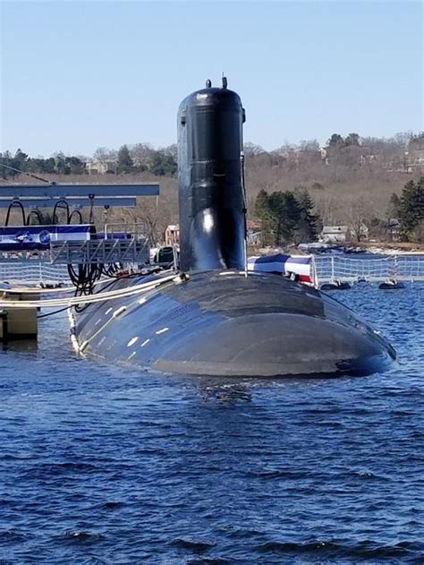 美国海军出动最新型海狼级核攻击潜艇康涅狄格号_新浪图集_新浪网