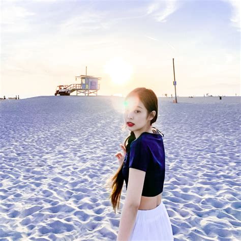 金智妮(Jennie)图片
