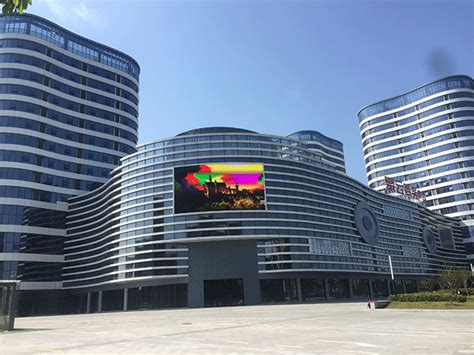 蚌埠聚云商务广场DT12.5全彩屏 - 元亨光电