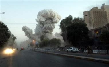巴格达外国记者所住酒店连环爆炸至少12人死亡_新闻中心_新浪网
