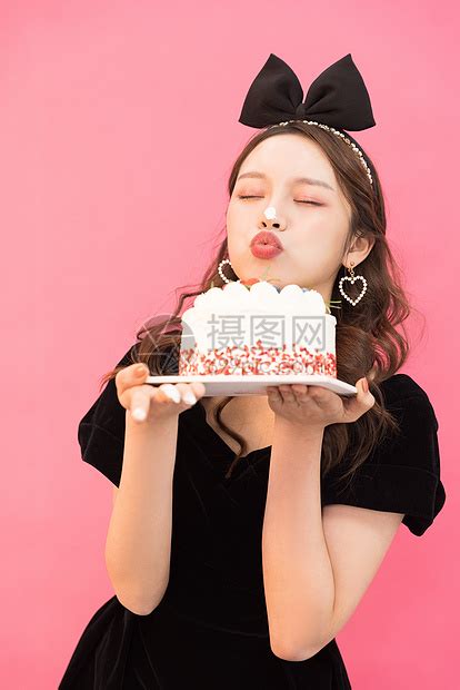 甜美女生头像做蛋糕图片