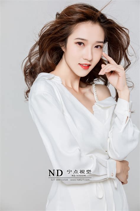 非主流女装大佬头像