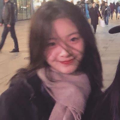 李庚希头像长发甜美女生