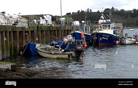 Bailing boat hi-res stock photography and images - Alamy