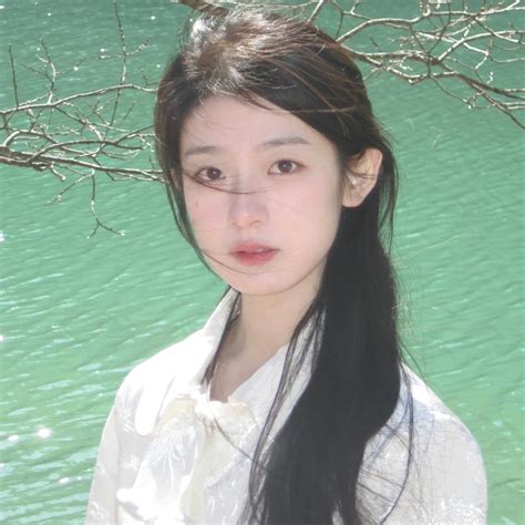 夏日风甜美女生头像图片