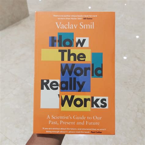 《世界如何运转》：比尔盖茨夏季推荐书单里，以数字说话的现实主义力作