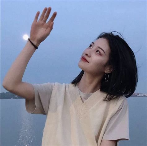 厌世甜美女生图片头像