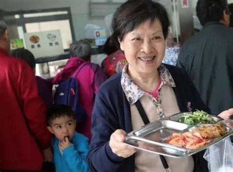 杭州市首家社区老年食堂升级 引入专业机构运营——浙江在线