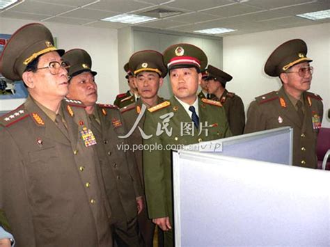 朝鲜人民军政工代表团访问解放军南京政院上海分院-人民图片网