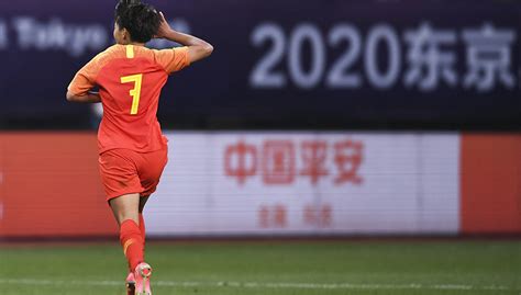 王霜加时破门制胜，中国女足总比分4-3韩国挺进奥运会|界面新闻 · 体育