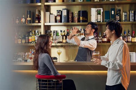 青年旅社酒吧_康博然_美国室内设计中文网博客