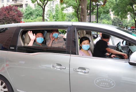 上海市精神卫生中心派出三位医师，参与安顺大巴车坠江事故心理援助工作