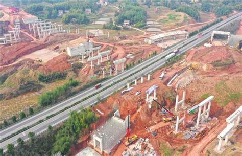 重庆梁平：梁开高速公路建设任务完成过半-人民图片网