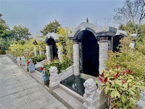 上海墓地,上海陵园,上海公墓价格,上海墓园分布-奎禺殡葬上海墓地网