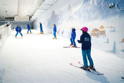 上海室内滑雪场（全球最大室内滑雪场）_可可情感网