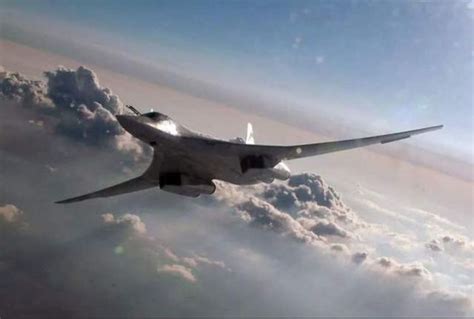 百年战略轰炸机B-52H，击落它的难度不亚于击落B2|战略轰炸机|巡航导弹|服役_新浪新闻