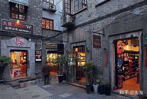 上海适合逛街买衣服的地方在哪里_旅泊网