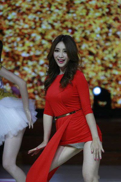 美女爆照图片