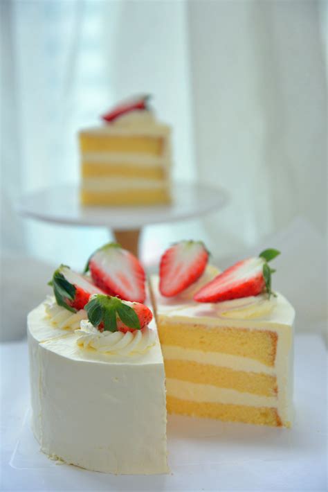 美味的三角形水果蛋糕图片免费下载_红动中国