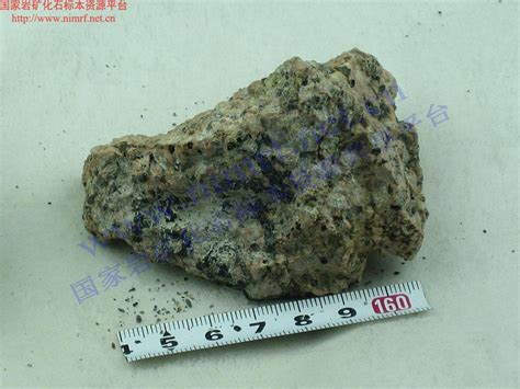 钾长花岗岩_Moyite_国家岩矿化石标本资源共享平台