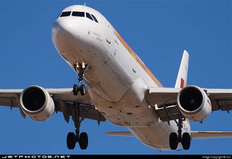 EC-IIG | Airbus A321-211 | Iberia | moi | JetPhotos